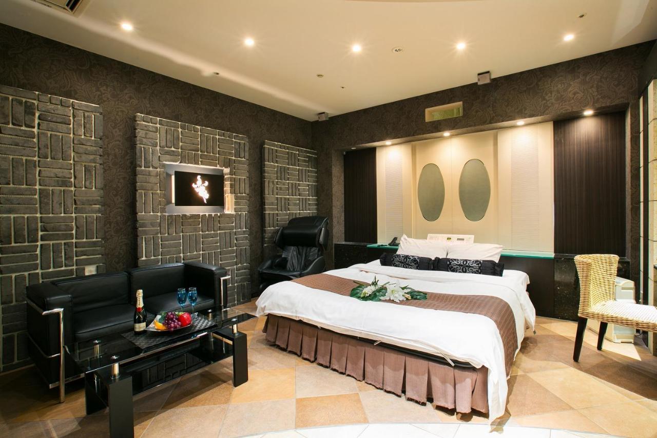 Hotel Axis -アクシス- (Adults Only) Osaka Exterior photo