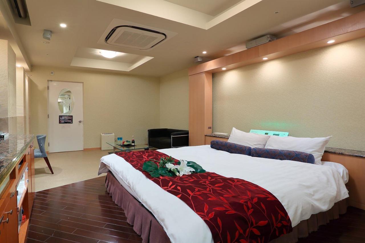 Hotel Axis -アクシス- (Adults Only) Osaka Exterior photo